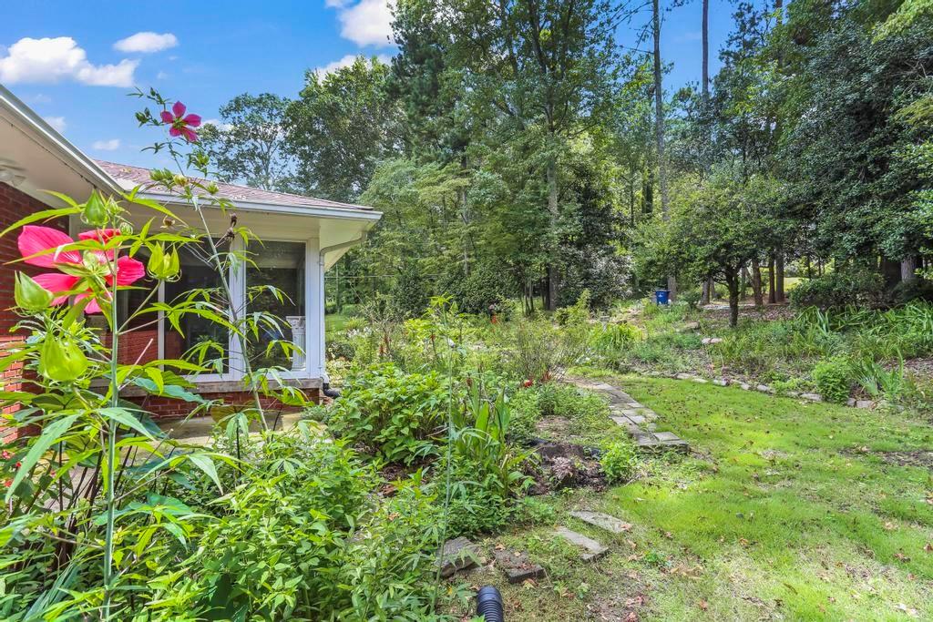 2245 Plantation Drive