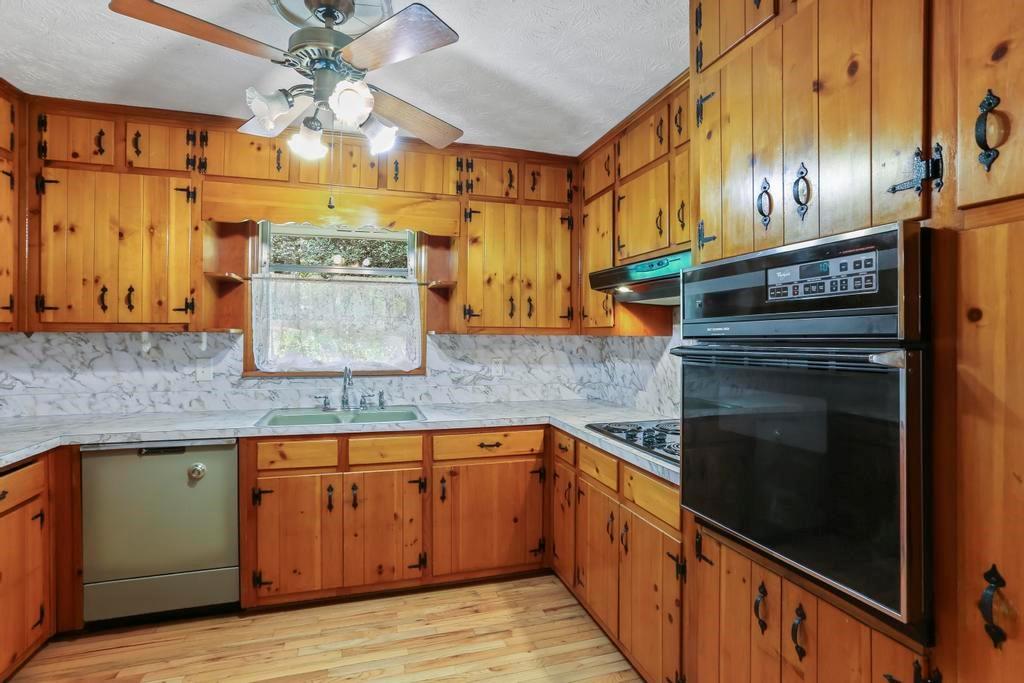 2245 Plantation Drive