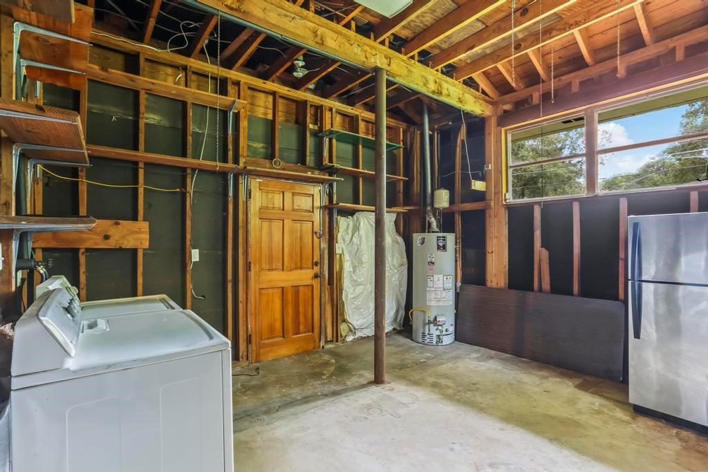 2245 Plantation Drive