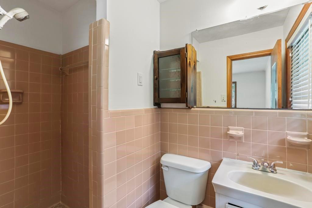 2245 Plantation Drive