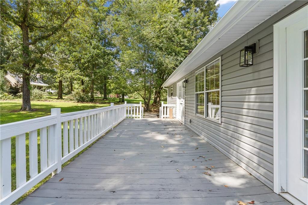 126 Hunts Gin Road NE