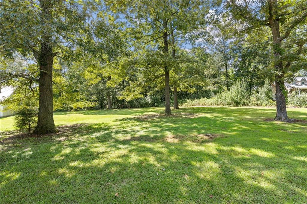 126 Hunts Gin Road NE