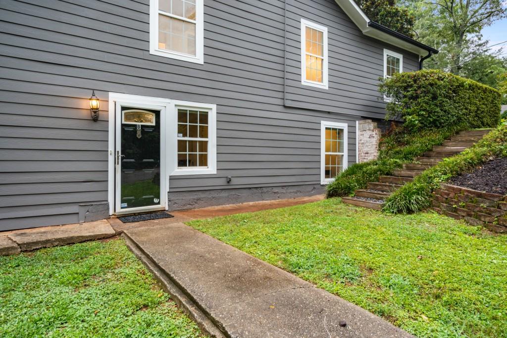 2091 Cavanaugh Avenue SE