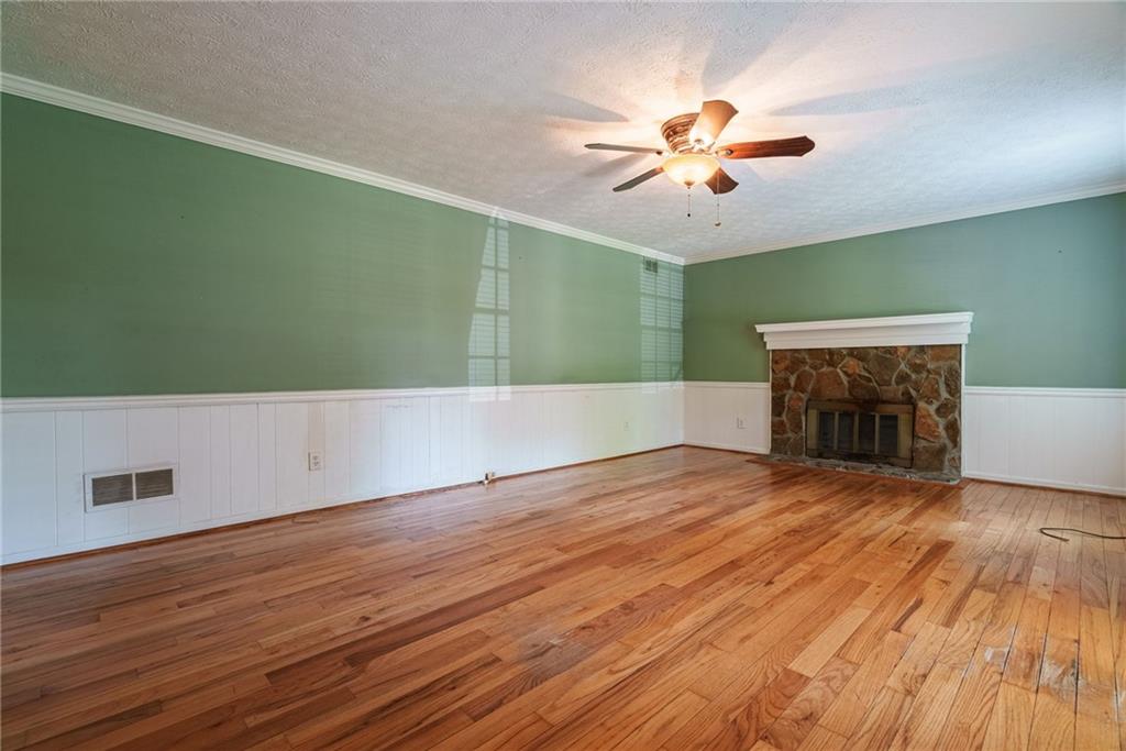 1479 Heritage Glen Drive