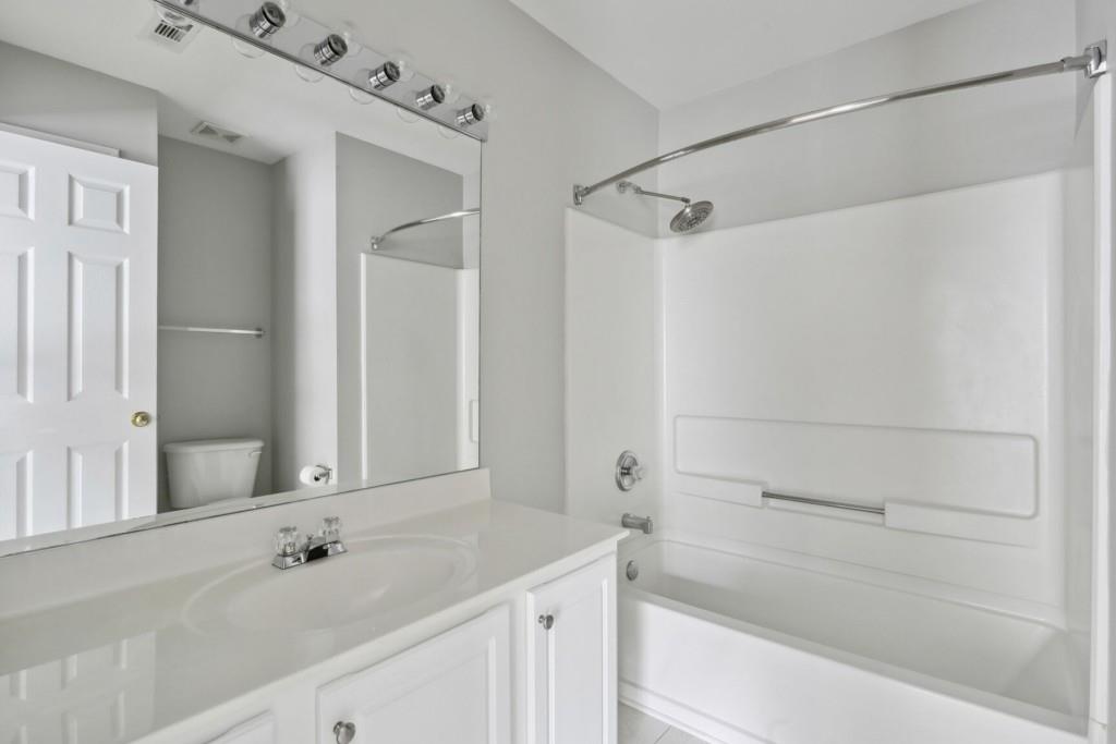 3386 Lathenview Court