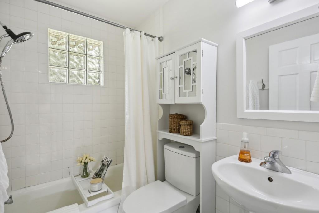 1355 Euclid Avenue NE Unit A12