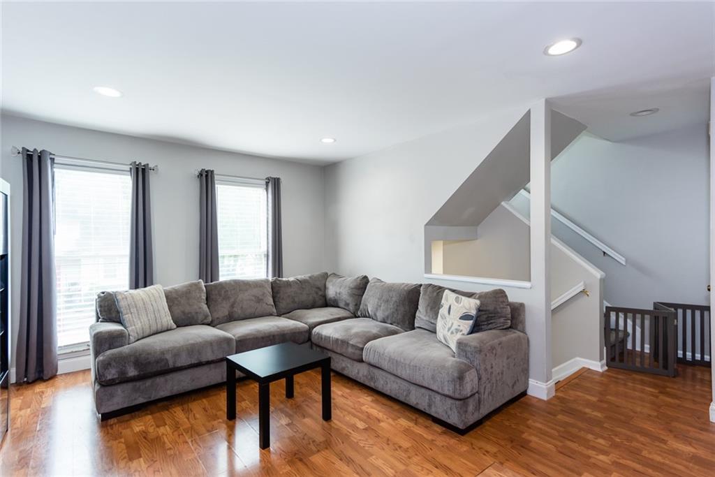 598 Stratford Green