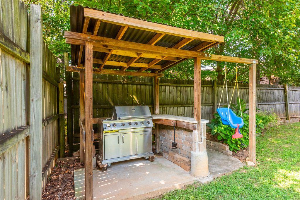 265 PARKMONT Court