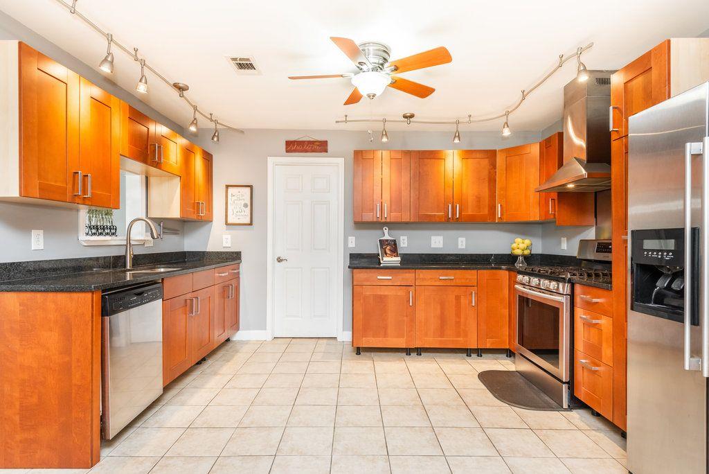 265 PARKMONT Court