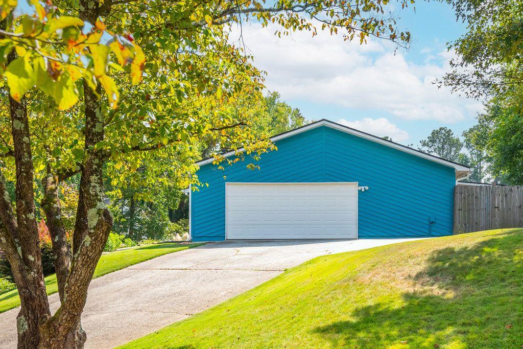 265 PARKMONT Court