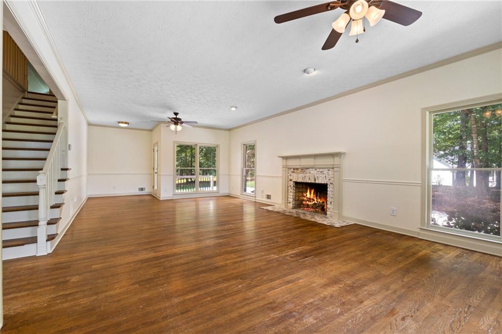 995 Airline Road