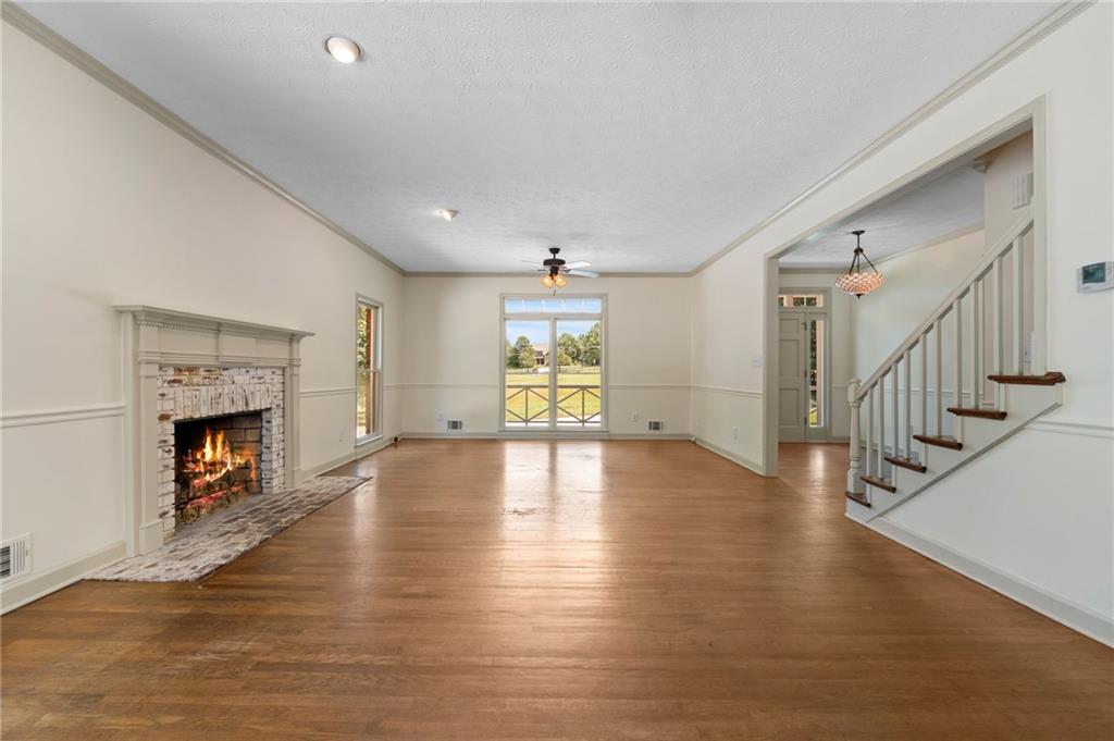 995 Airline Road