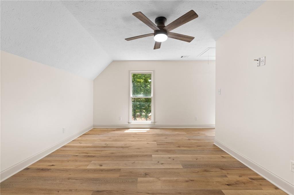 995 Airline Road