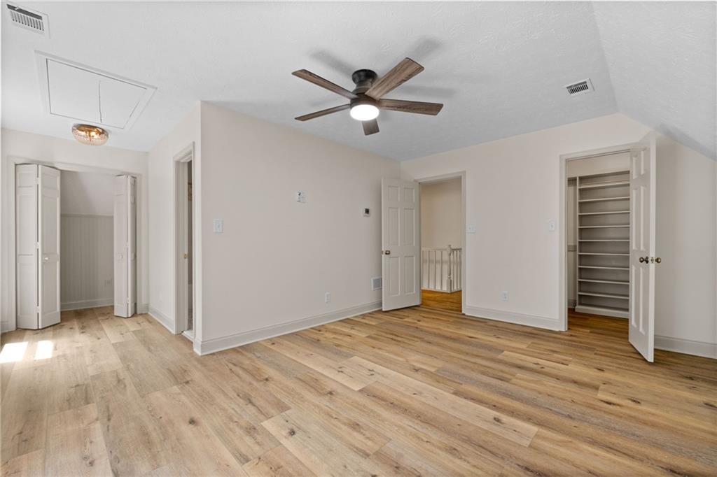 995 Airline Road