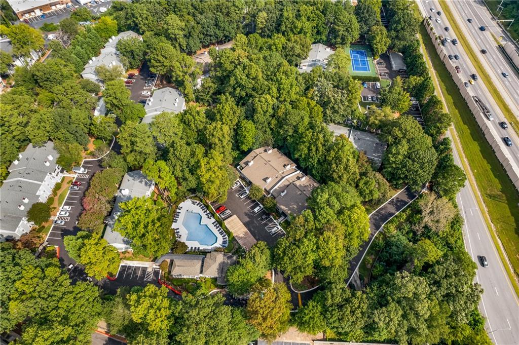 515 Summit North Drive NE