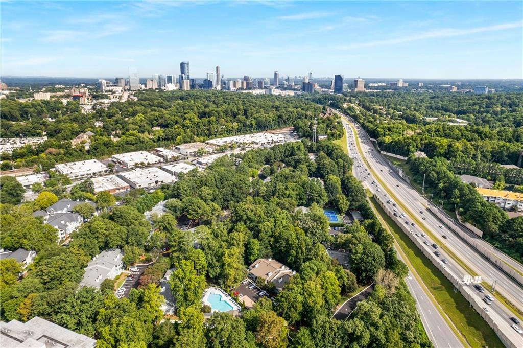 515 Summit North Drive NE