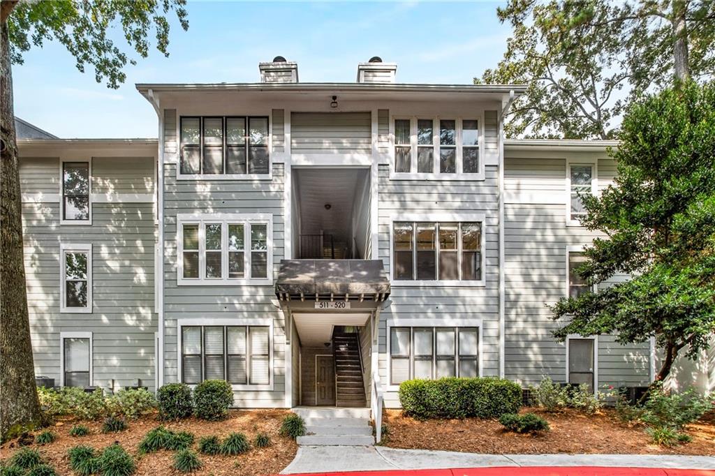 515 Summit North Drive NE