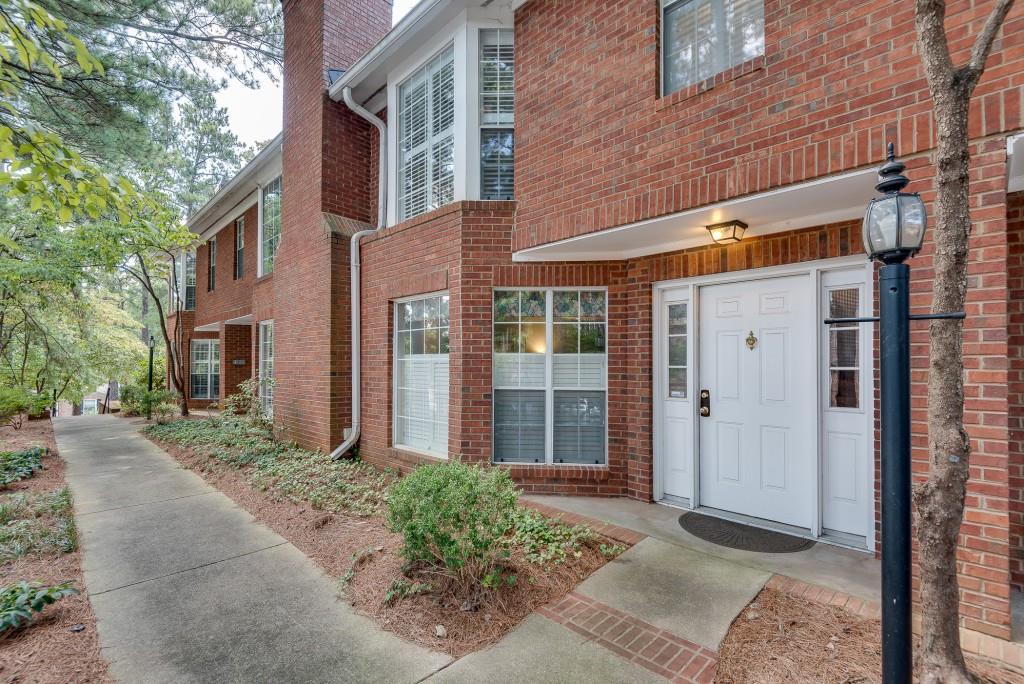 1992 N Williamsburg Drive
