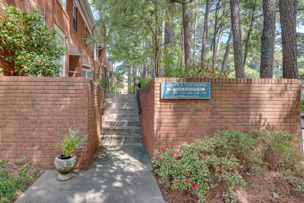 1992 N Williamsburg Drive