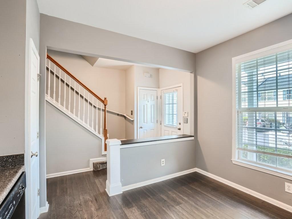 922 Prestwyck Court