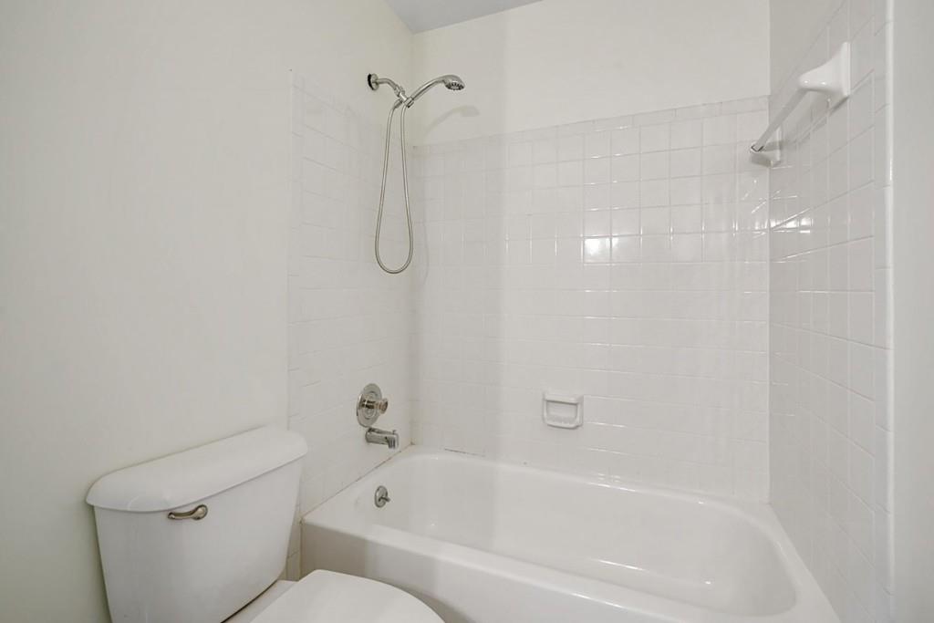 71 Mount Vernon Circle