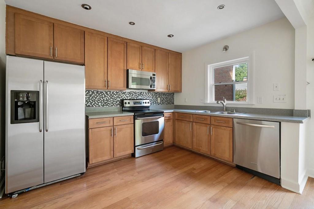 71 Mount Vernon Circle