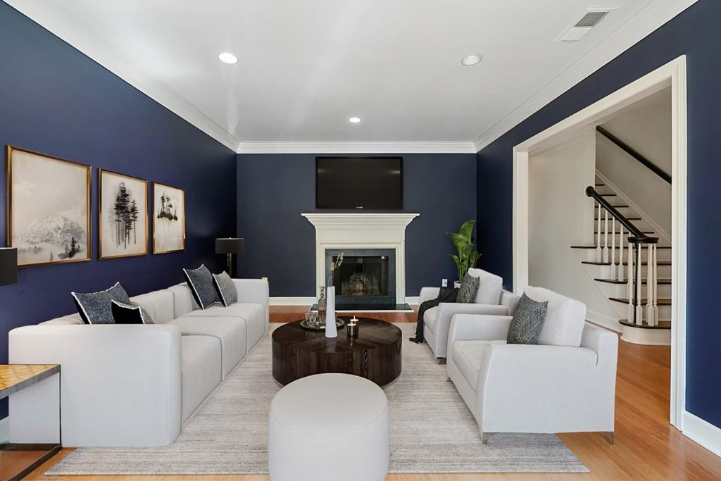 71 Mount Vernon Circle