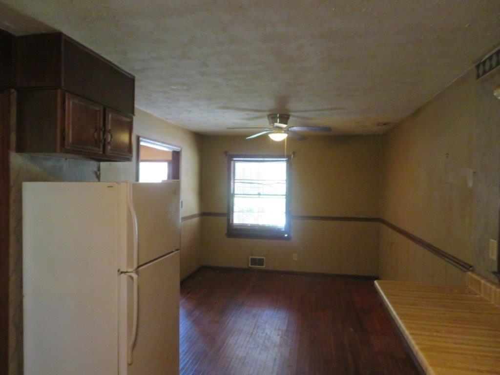 128 Hillsdale Drive SE