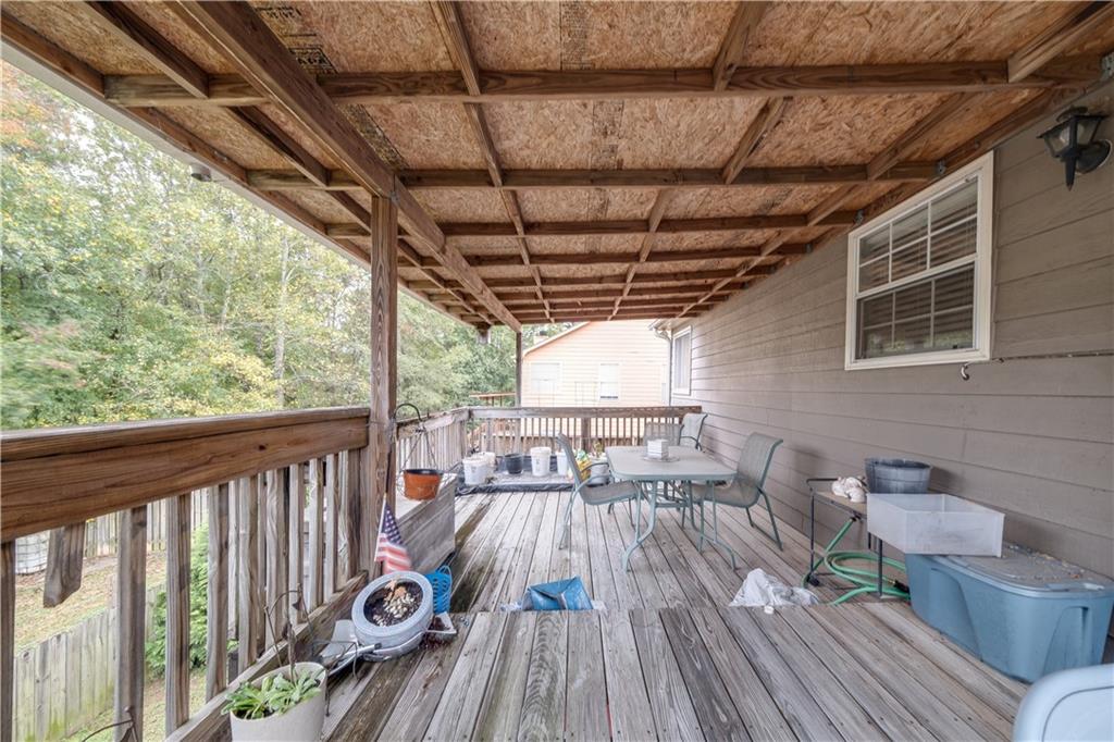 5677 Rock Shoals Way