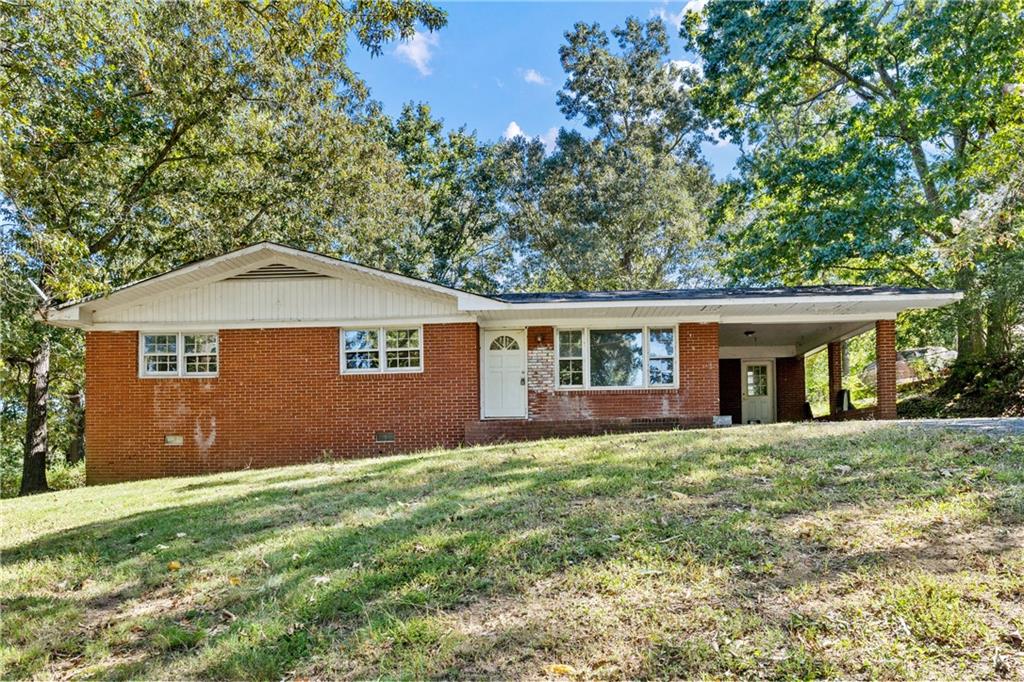 143 Ridgecrest Drive NW