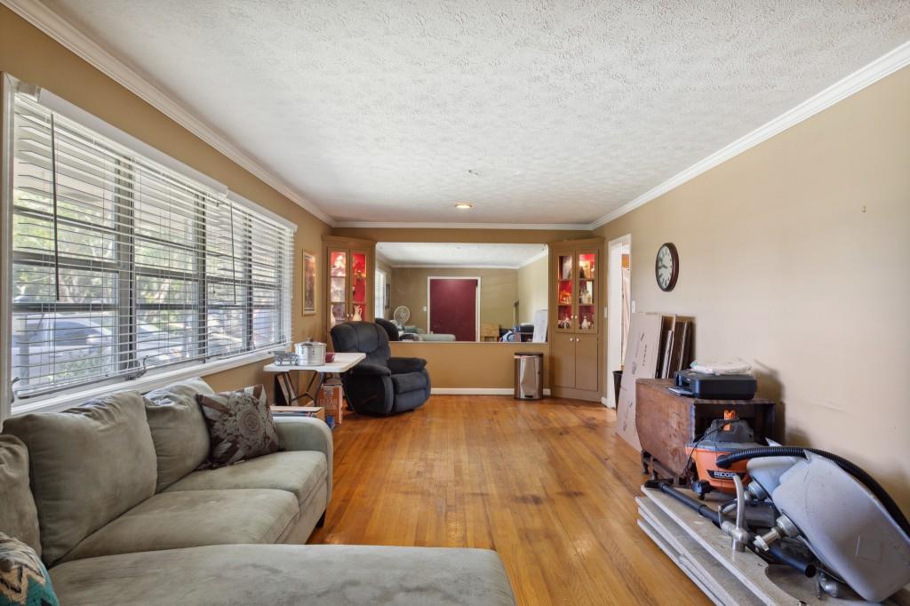 5618 Sequoia Drive