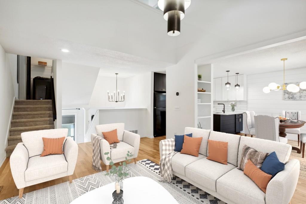 1033 Creatwood Circle SE