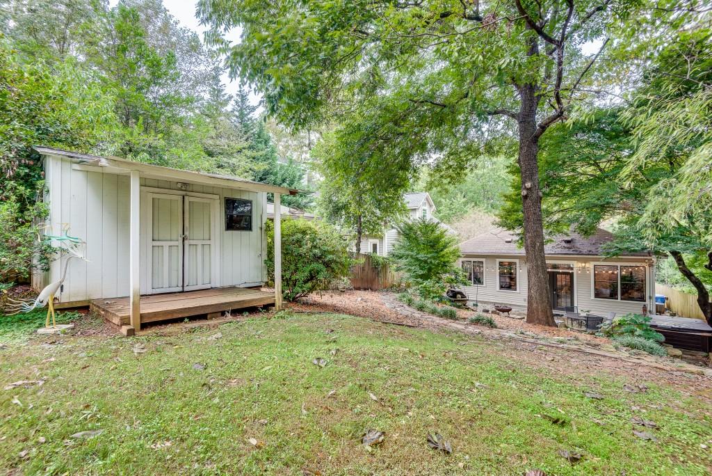 303 Nelms Avenue NE