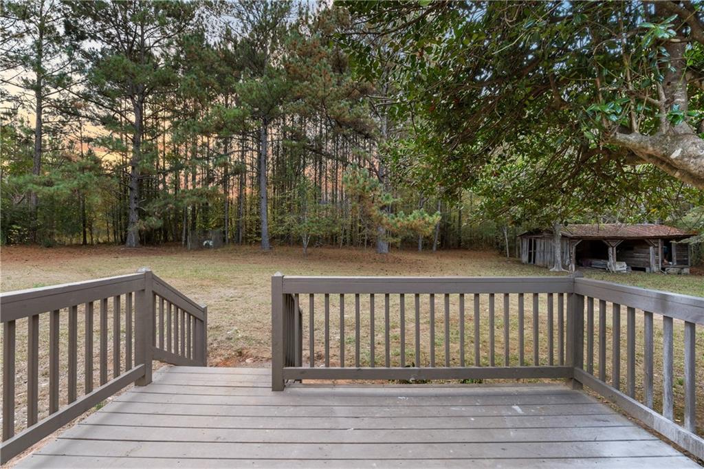595 Dolly Harris Road