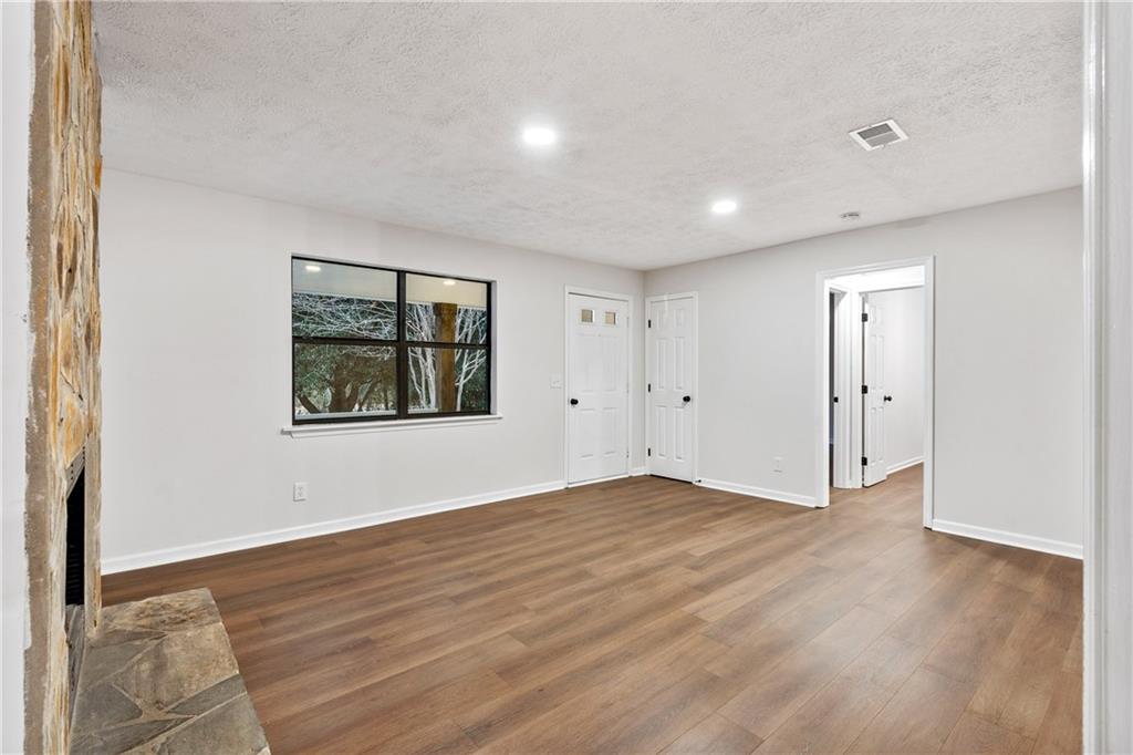 595 Dolly Harris Road