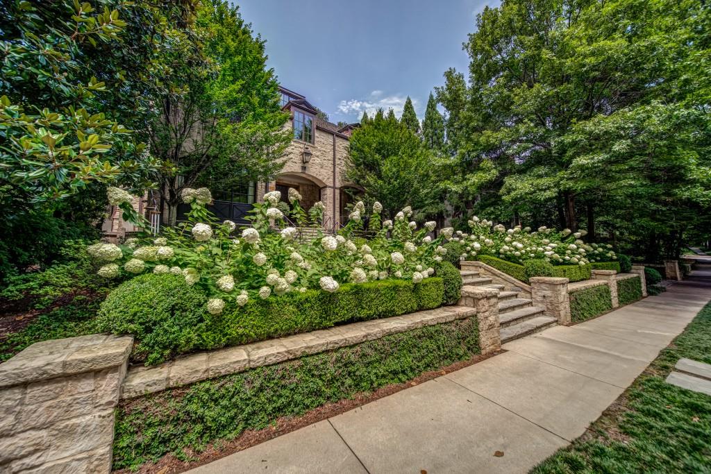 84 Wakefield Drive