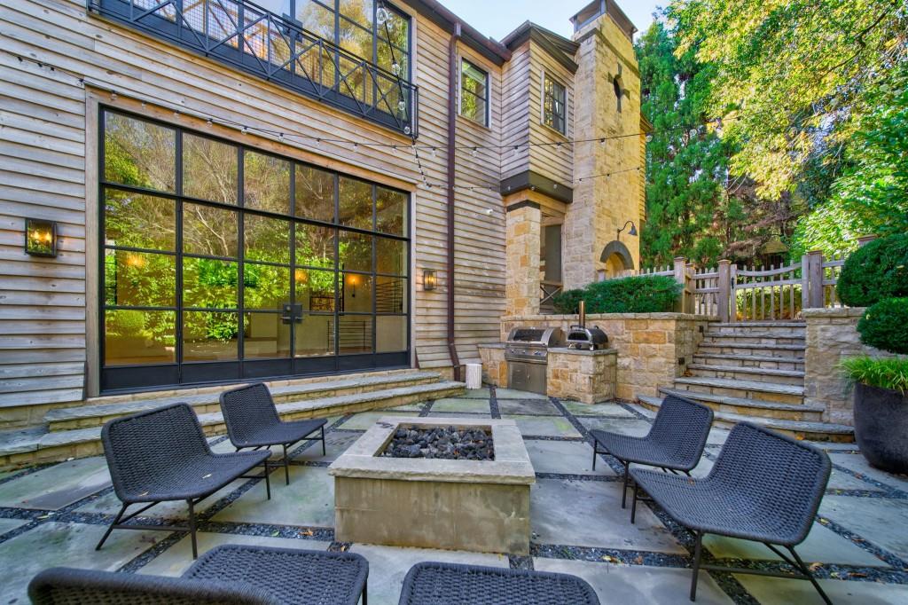 84 Wakefield Drive