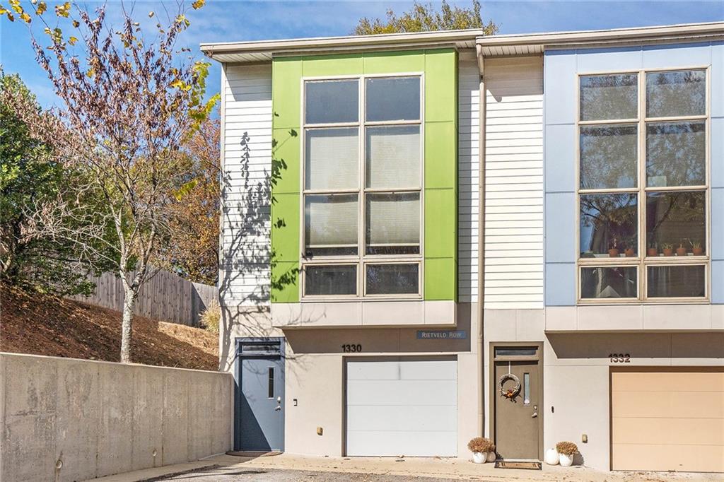 1330 Rietveld Row NW