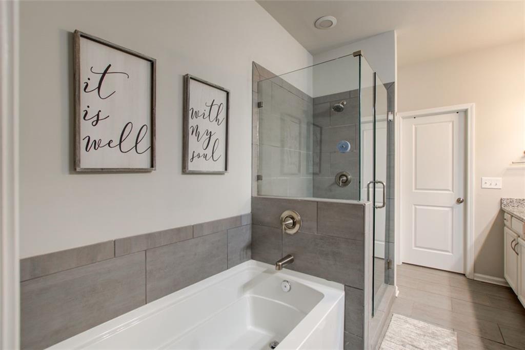 2441 Norwood Park Crossing