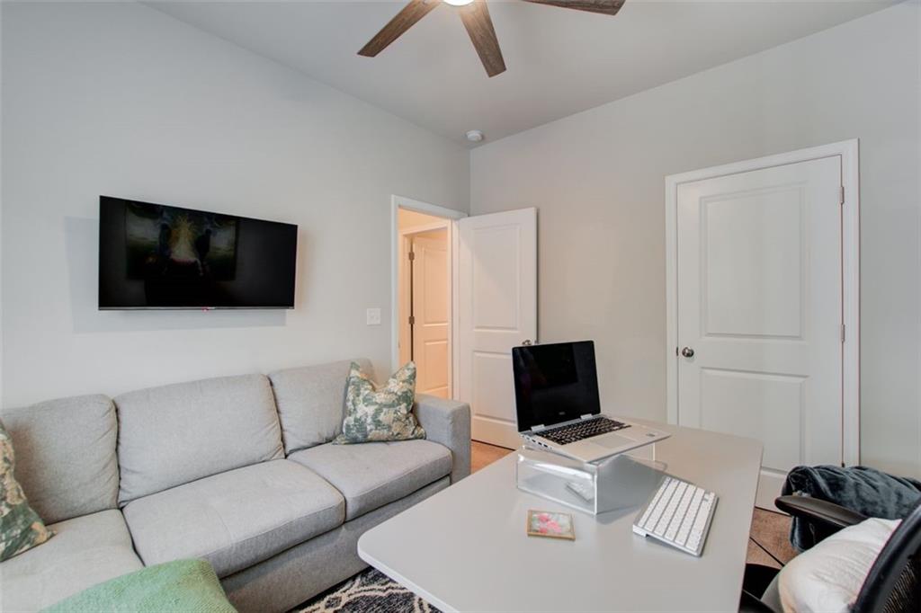 2441 Norwood Park Crossing