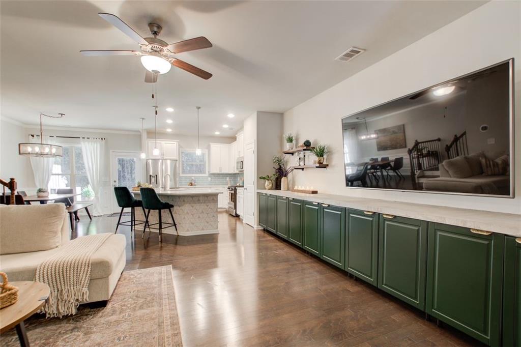 2441 Norwood Park Crossing