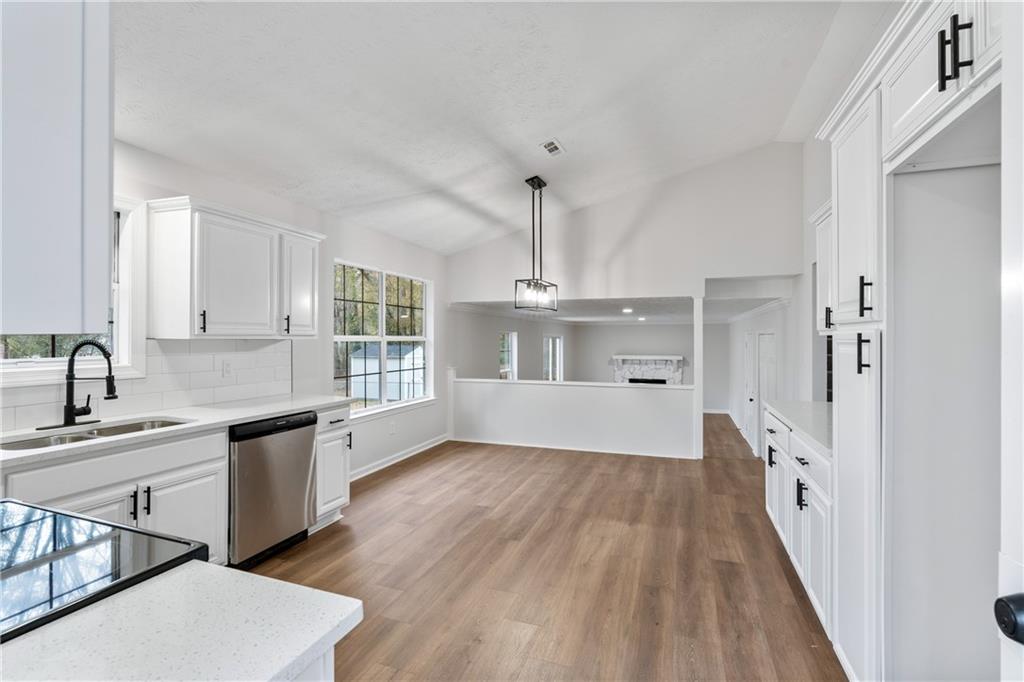 9169 Sunset Drive