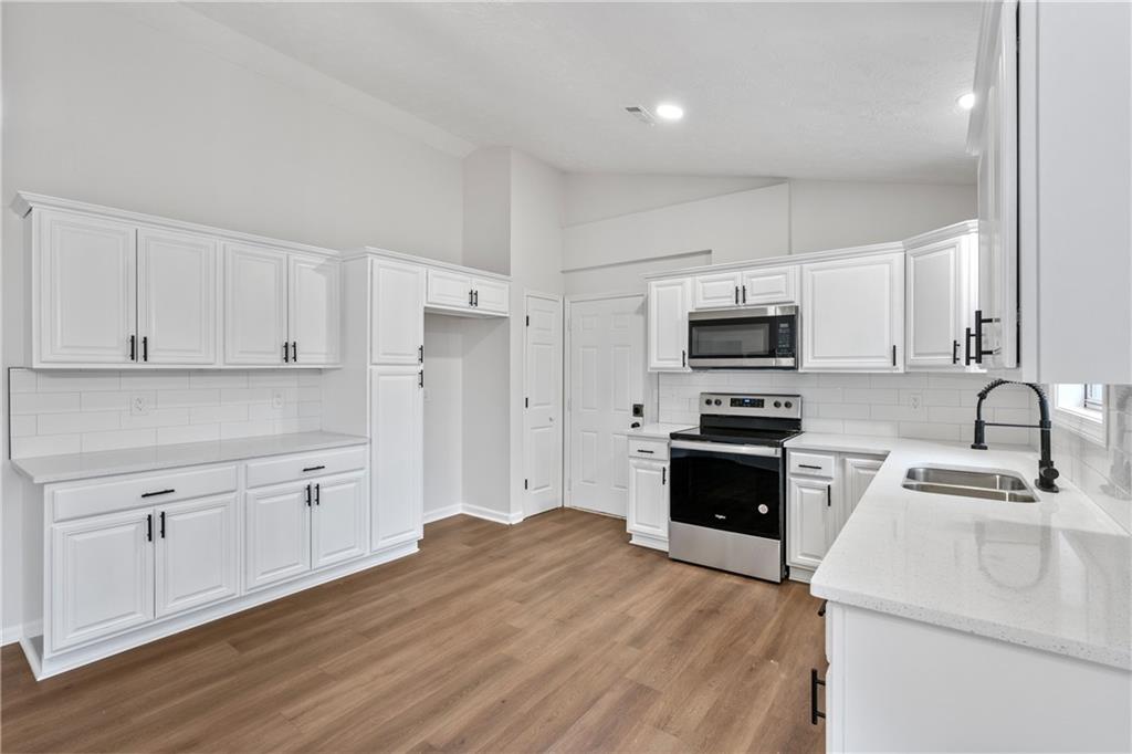 9169 Sunset Drive