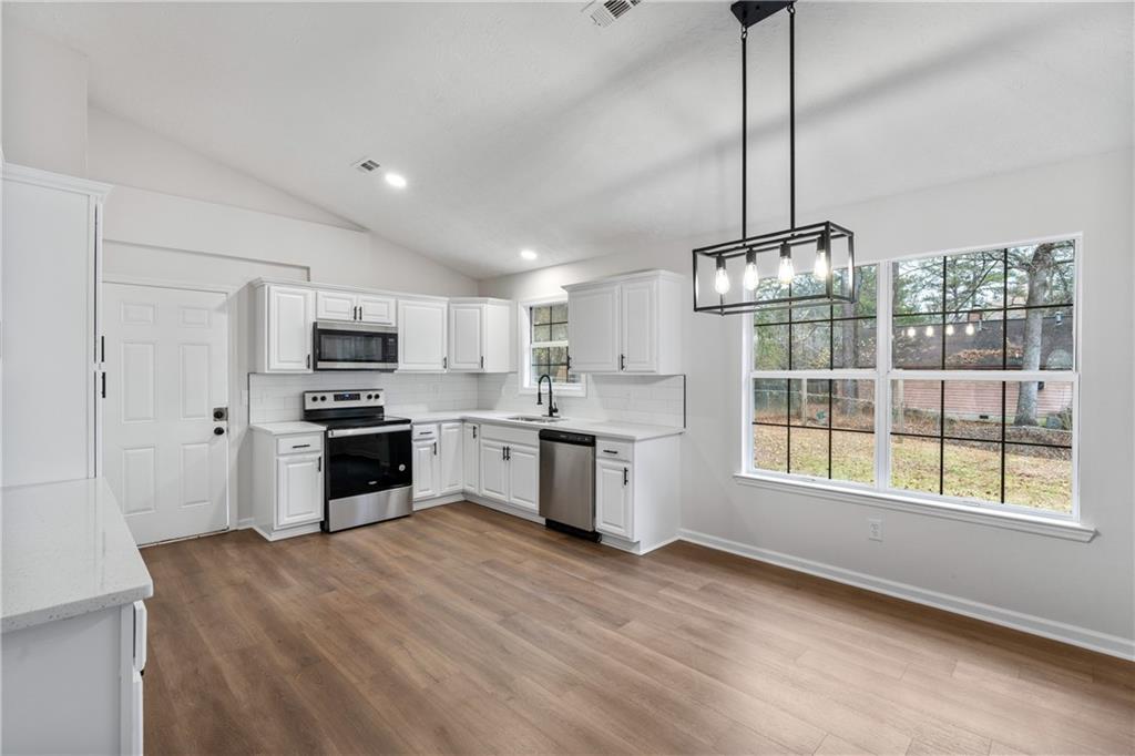 9169 Sunset Drive