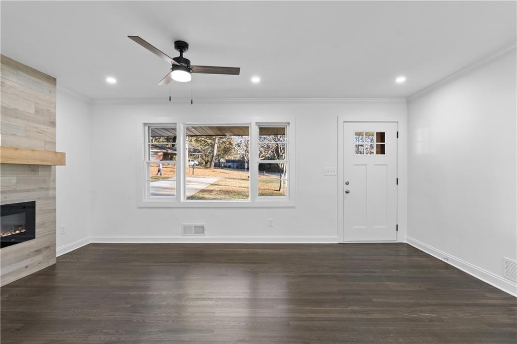 1894 Sahara Drive SE