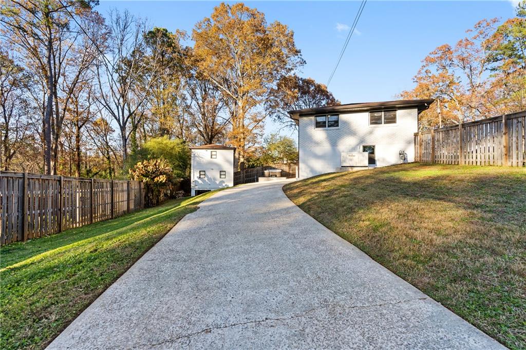 1894 Sahara Drive SE