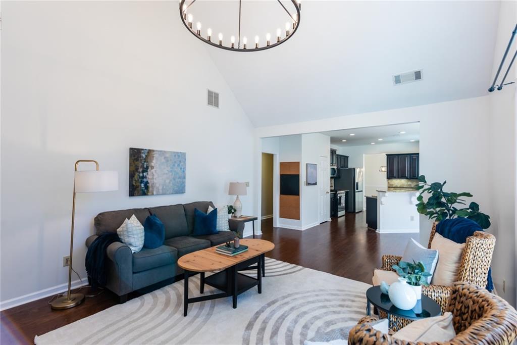 10805 PINEWALK FOREST Circle