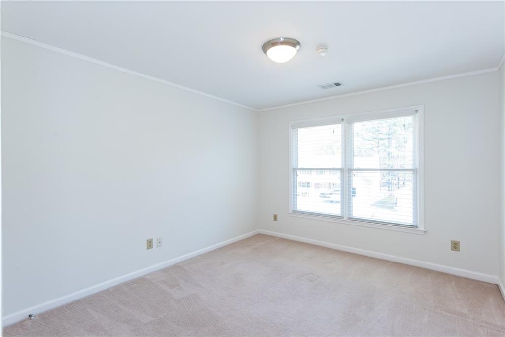 10805 PINEWALK FOREST Circle