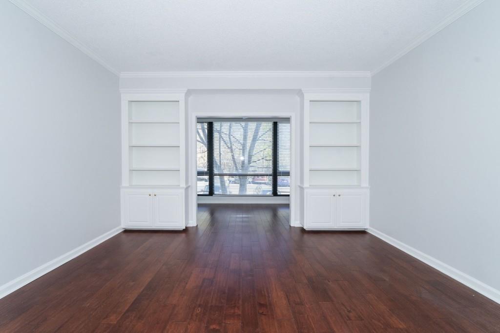 1800 Clairmont Lake Unit 220