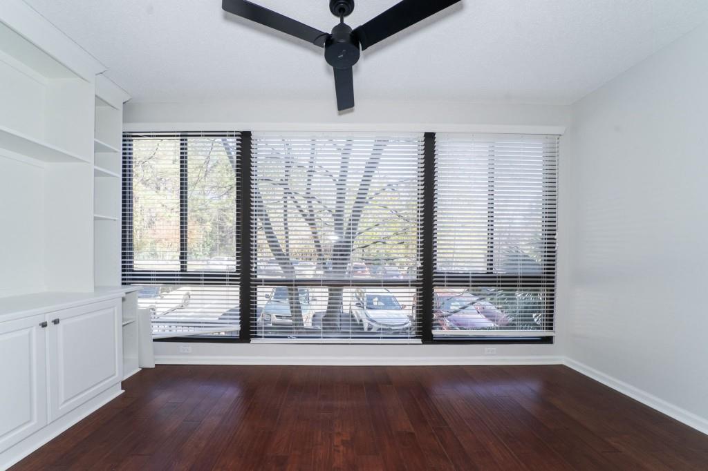 1800 Clairmont Lake Unit 220